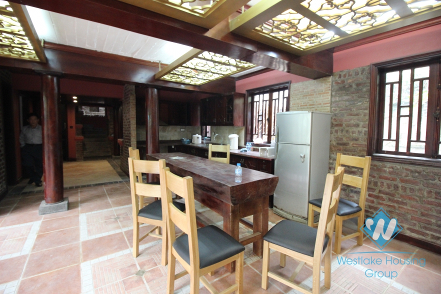 A unique villa with a luscious garden and swimming pool for rent in Tay Ho